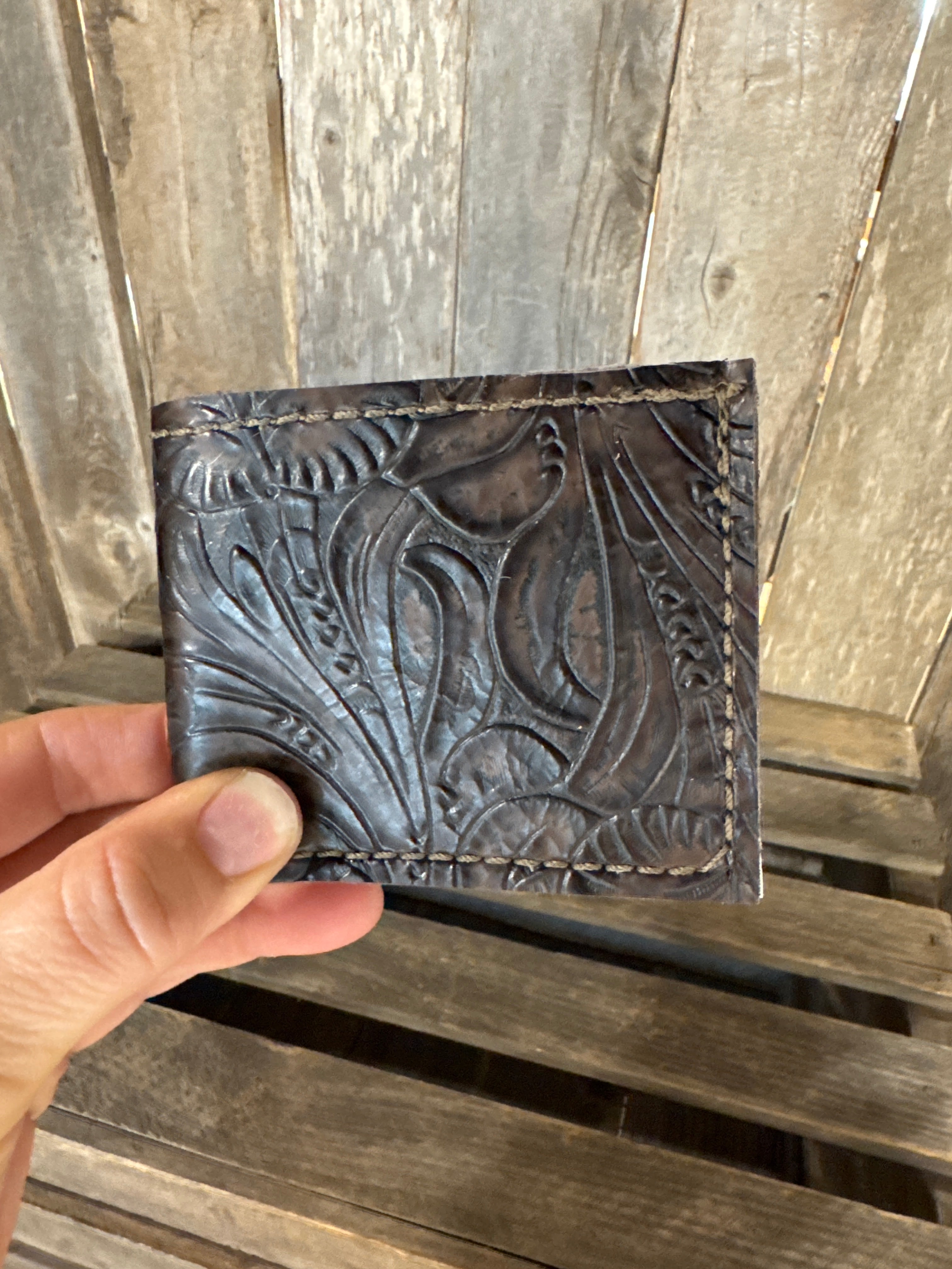 Mens Front Wallet Dark Tropical